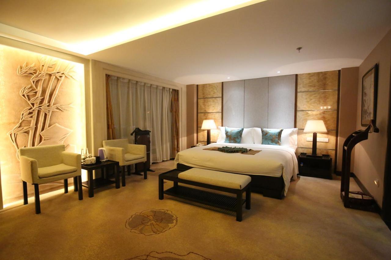 Weiselect Wanghu Hotel Kunming Zewnętrze zdjęcie