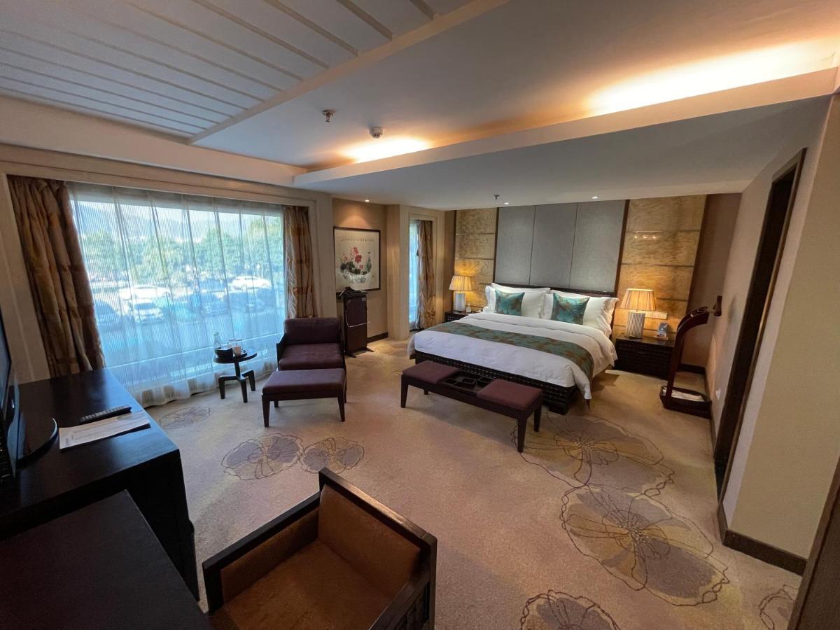 Weiselect Wanghu Hotel Kunming Zewnętrze zdjęcie