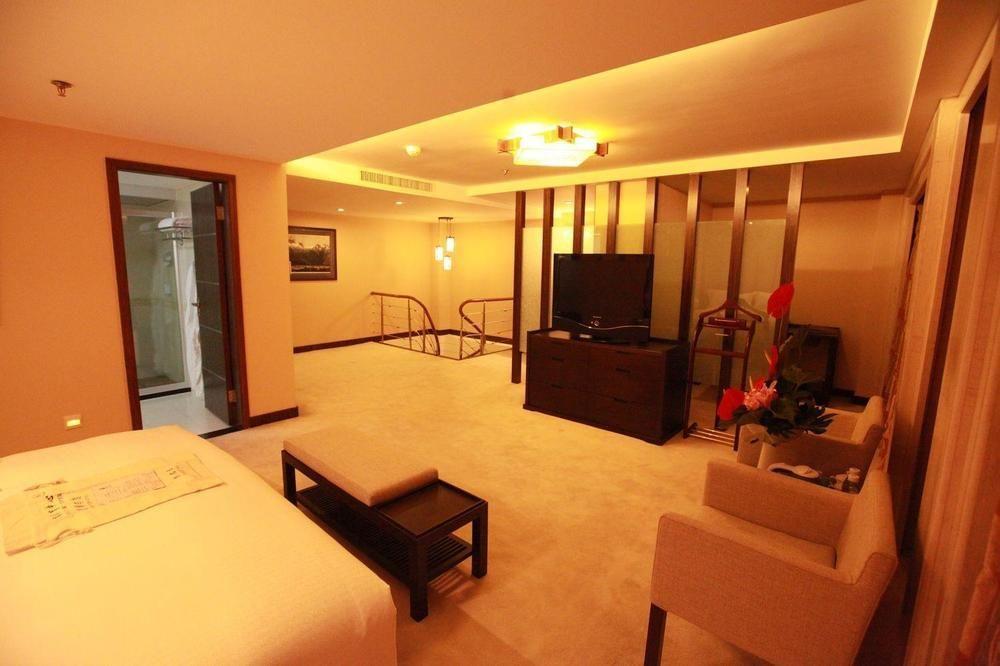 Weiselect Wanghu Hotel Kunming Zewnętrze zdjęcie