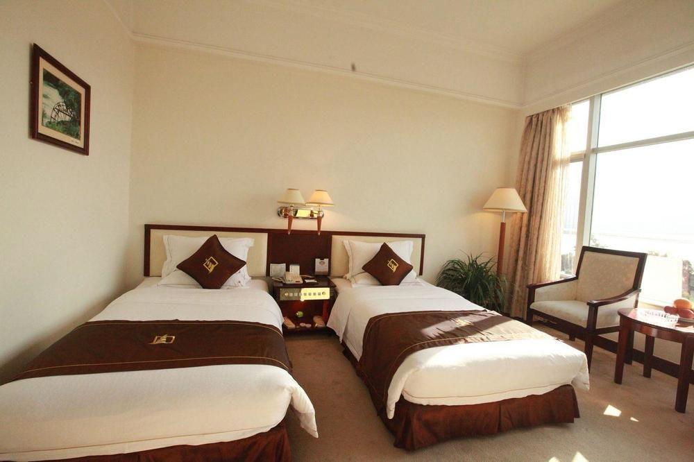 Weiselect Wanghu Hotel Kunming Zewnętrze zdjęcie