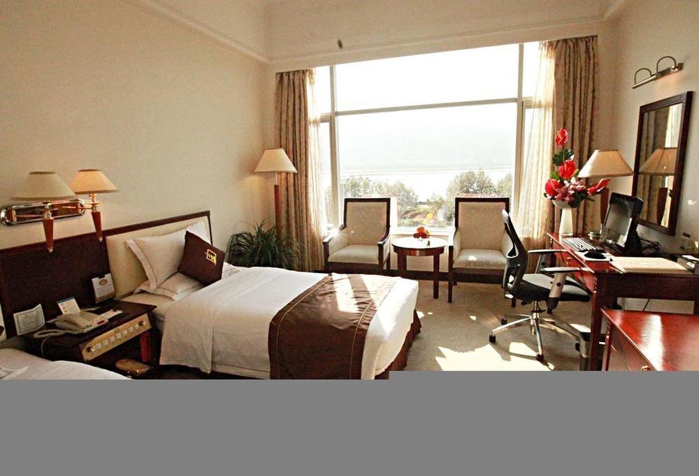 Weiselect Wanghu Hotel Kunming Zewnętrze zdjęcie